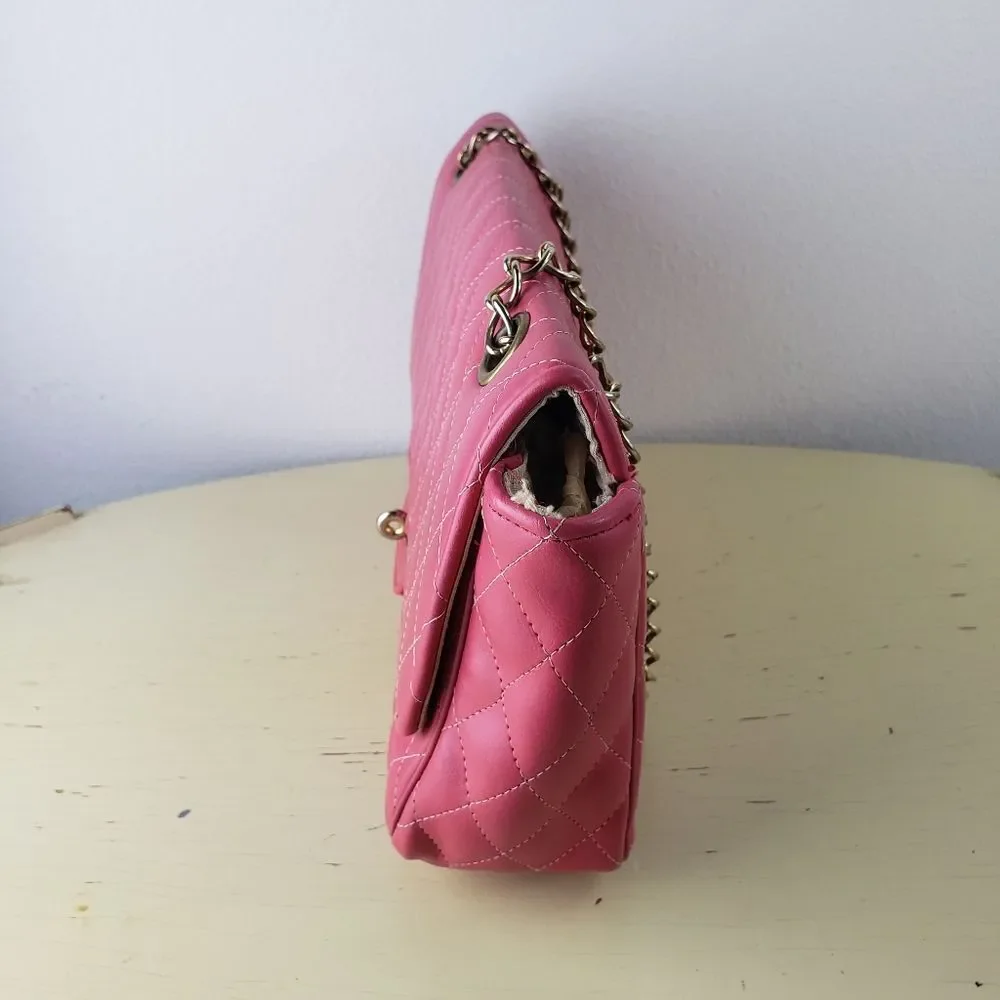 Women's Vintage Barbie Pink Quilted Golden Chain Bag - Picture 14 of 14